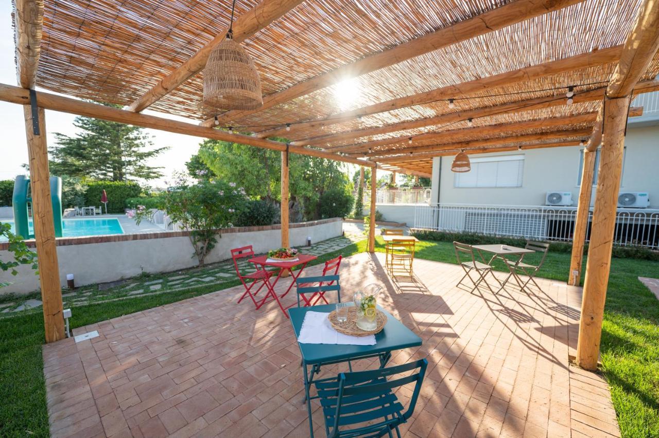 Le Bisceglie Guest House Albanella Exterior photo